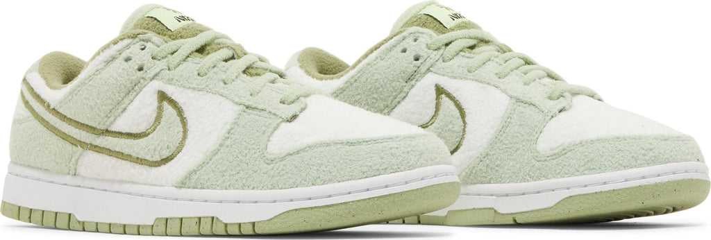 [DQ7579-300] Womens Nike Dunk Low SE 'Fleece Pack Honeydew' (W)