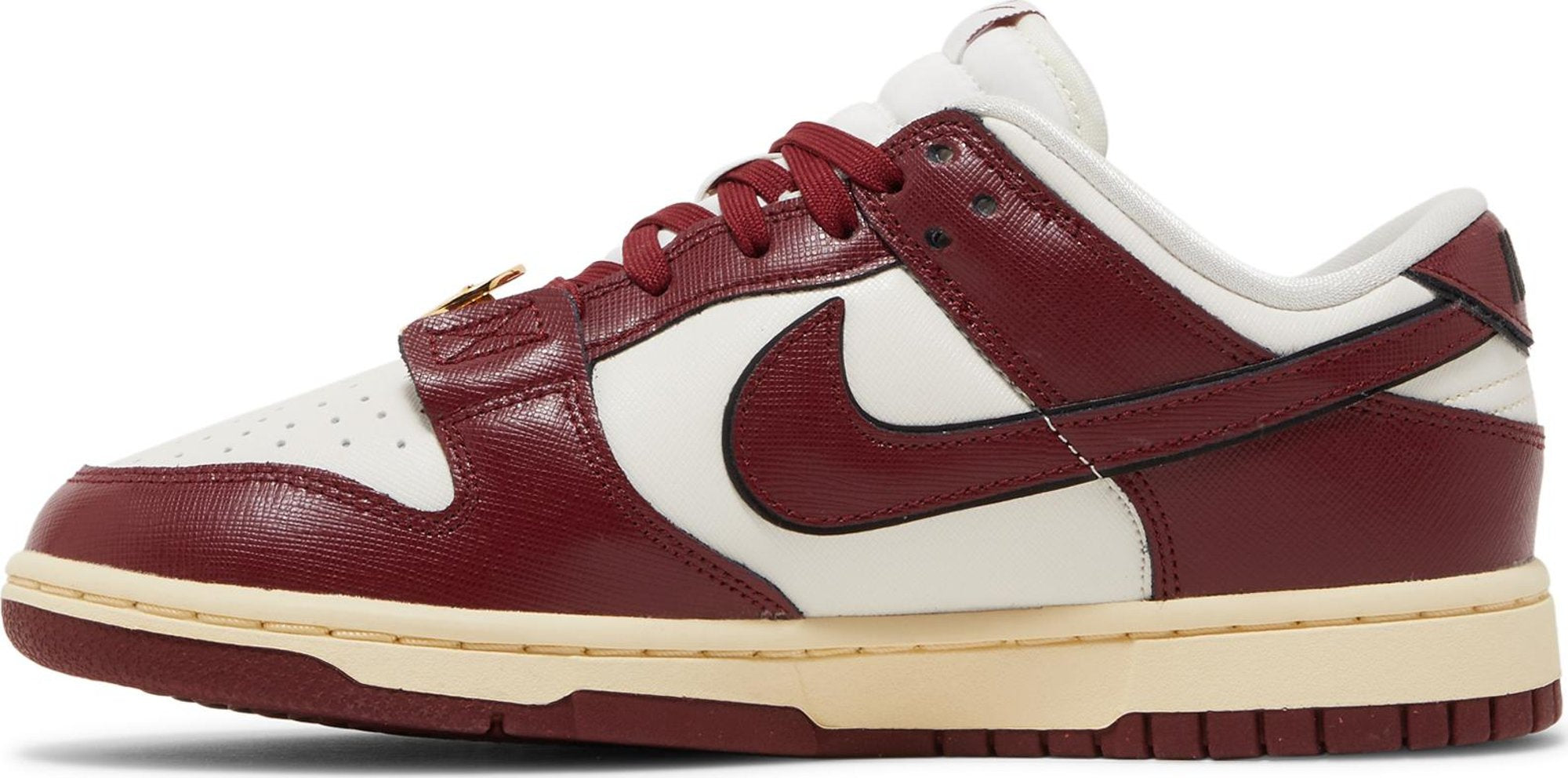[DV1160-101] Womens Nike Dunk Low SE 'Sisterhood Sail Team Red' (W)