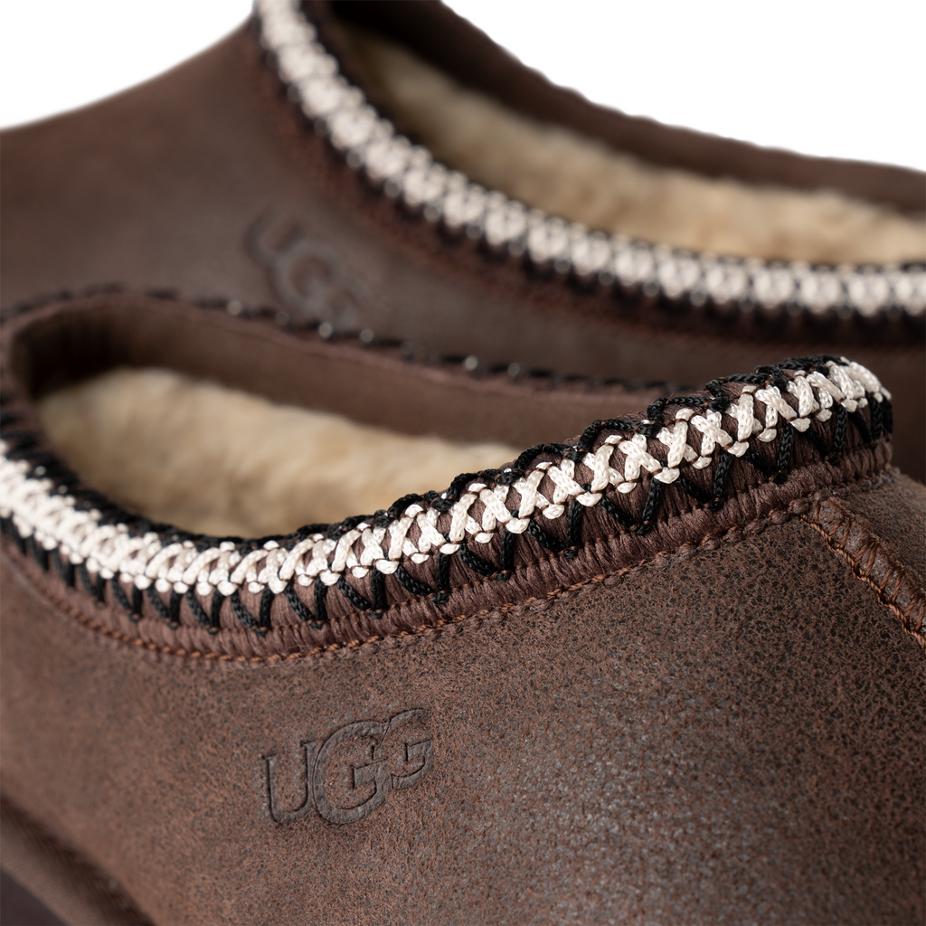 [1158172-BCDR] MENS UGG TASMAN DISTRESSED SLIPPER 'BURNT CEDAR'