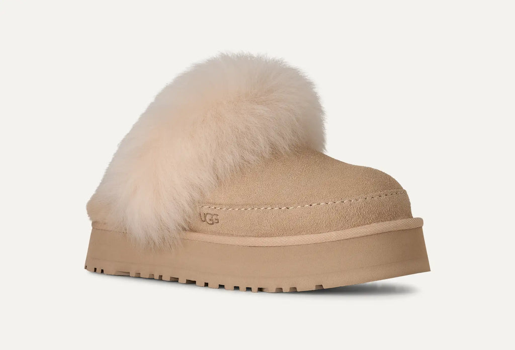 [1173930-SNDCS] WOMENS UGG DISQUETTE CHALET SLIPPER 'SANDCASTLE'