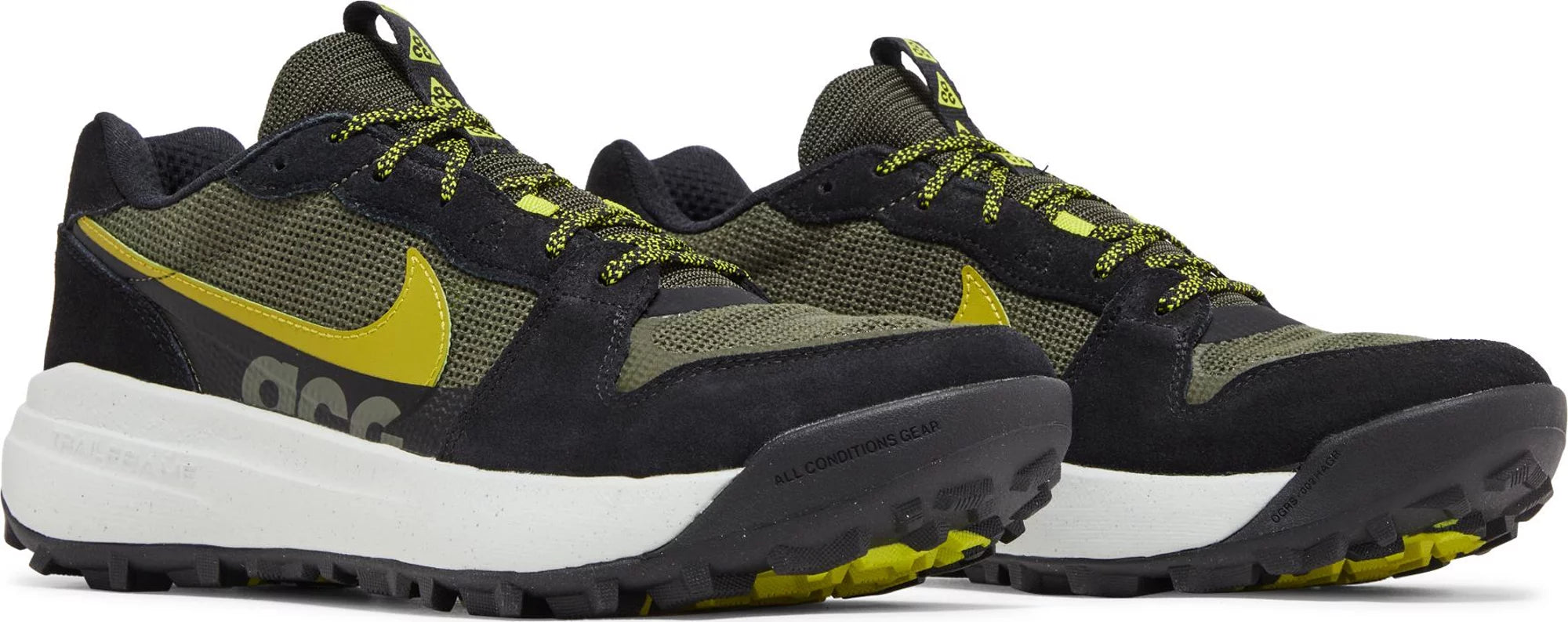 [DM8019-300] Mens Nike ACG Lowcate