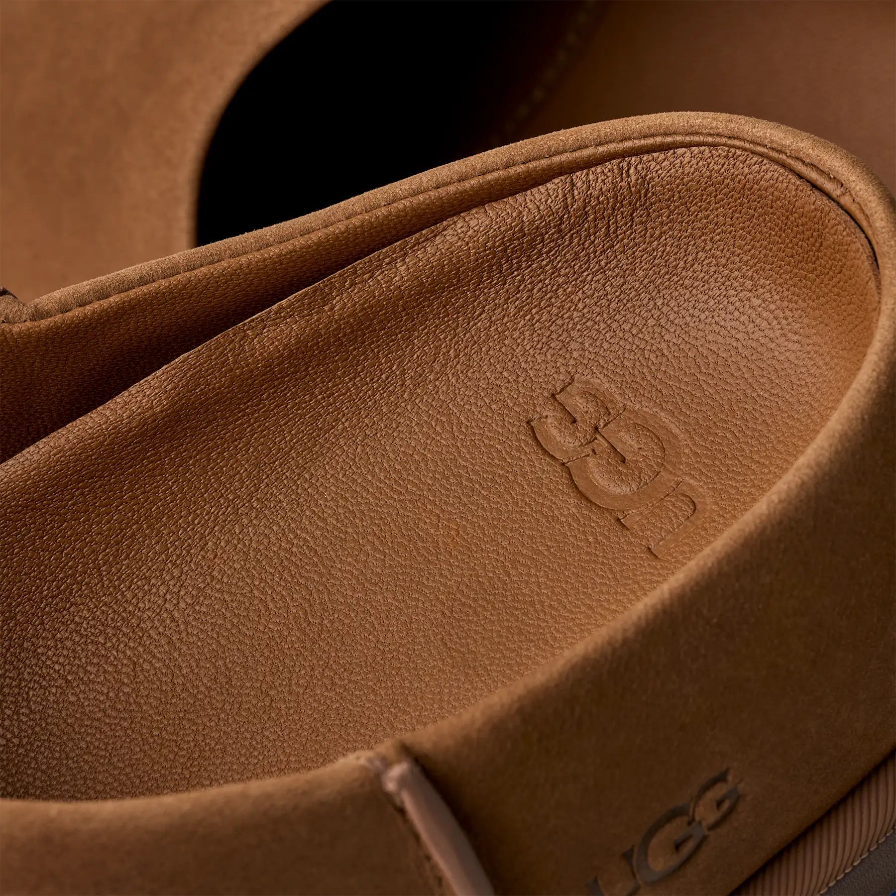 [1181130-DKC] WOMENS UGG OTZO CLOG 'DARK CHESTNUT'