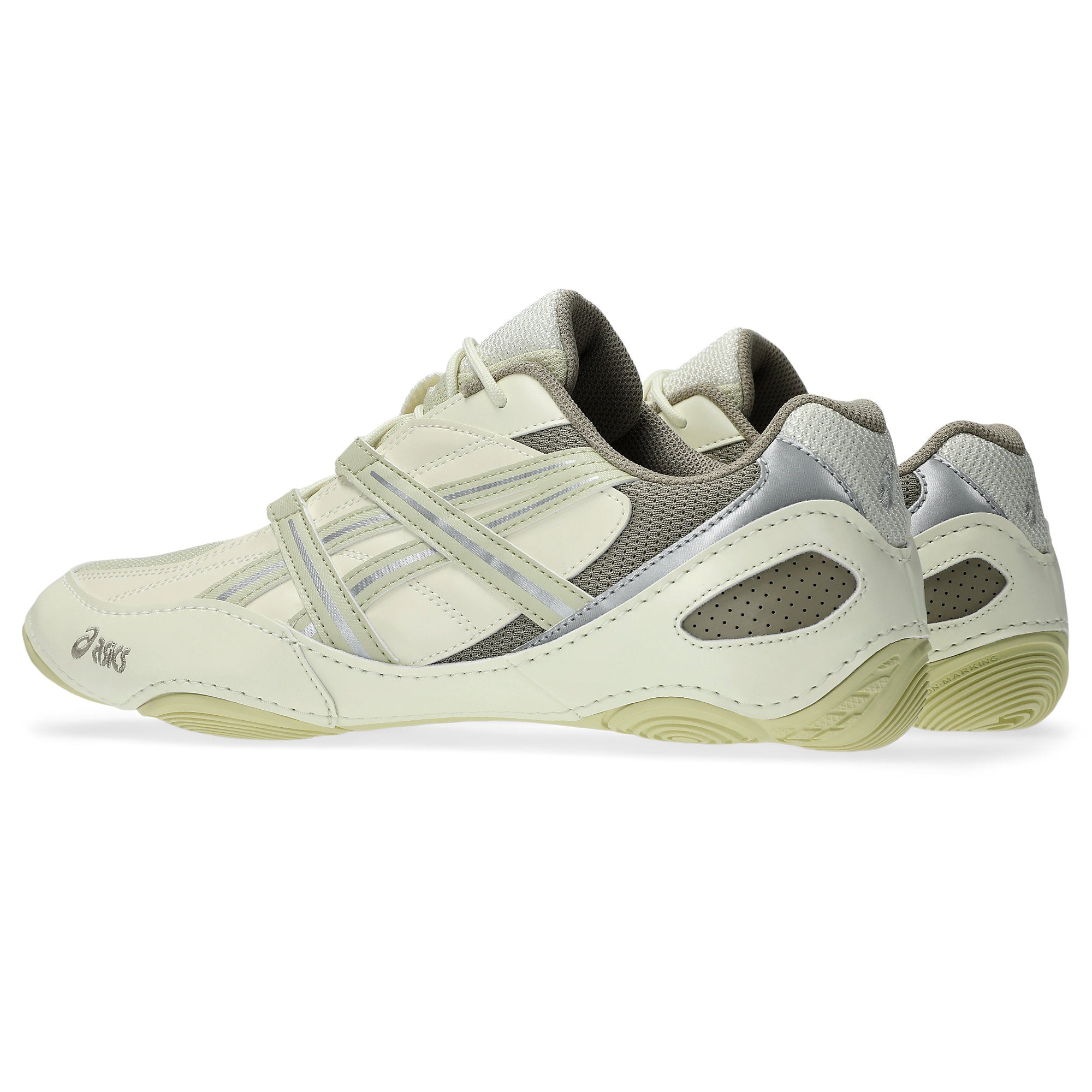 [1203A879-250] MENS ASICS HYPERSYNC 'OYSTER WHIT IVORY'