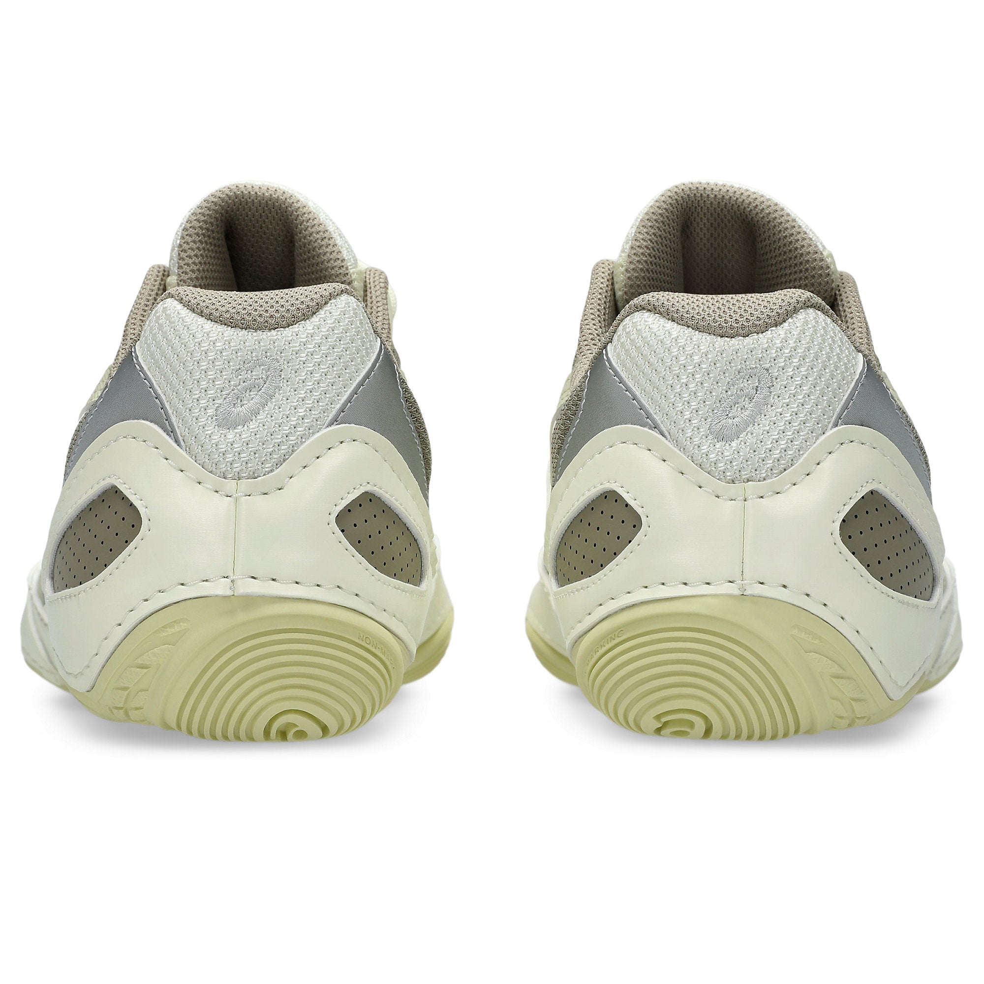 [1203A879-250] MENS ASICS HYPERSYNC 'OYSTER WHIT IVORY'