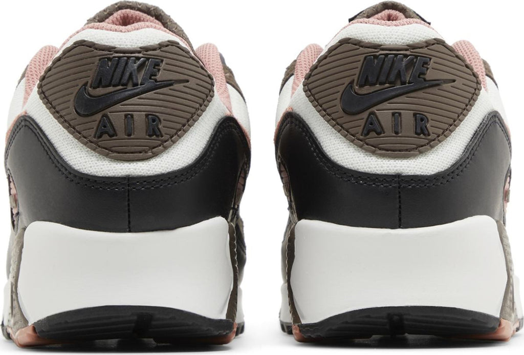 [DM0029-105] MENS NIKE AIR MAX 90 'IRONSTONE RED STARDUST' - SUMMIT WHITE/IRONSTONE/BLACK/RED STARDUST