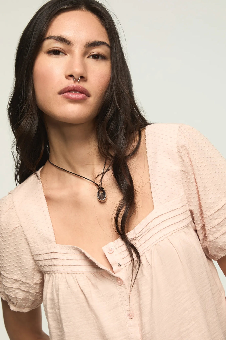 [147172-680] WOMENS LUCKY BRAND SHORT SLEEVE SQUARE NECK TOP - SEPIA ROSE