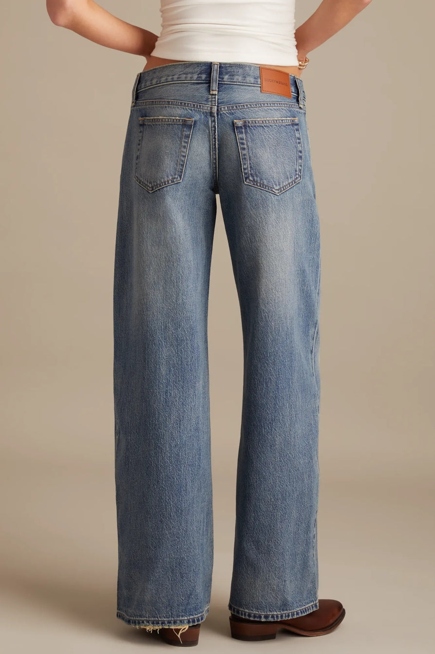 [150926-420] WOMENS LUCKY BRAND SUPER LOW RISE ULTRA WIDE - GET LOW WASH