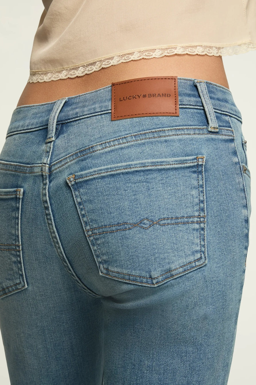 [156739-430] WOMENS LUCKY BRAND MID RISE SWEET FLARE - DREAMER'S DRIFT WASH