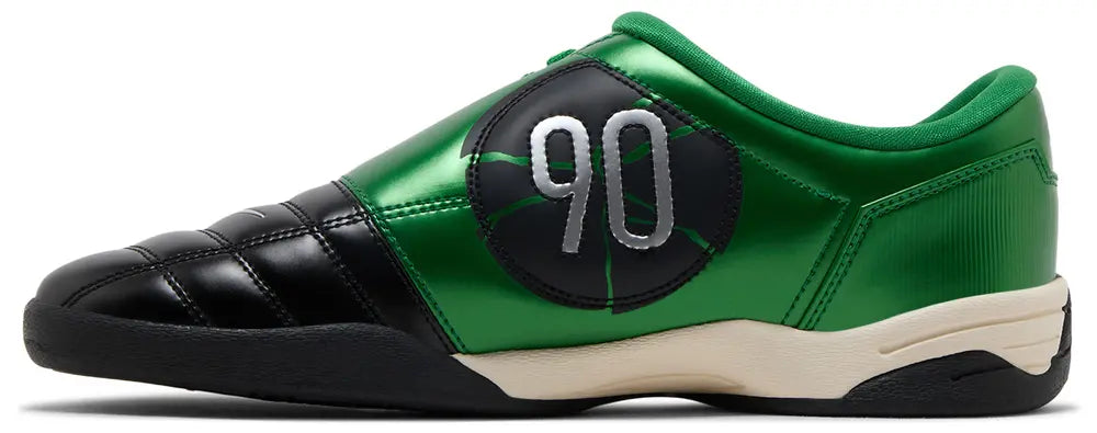 [IM7974-001] MENS NIKE TOTAL 90 SP '.SWOOSH QUIT THE RAGE'