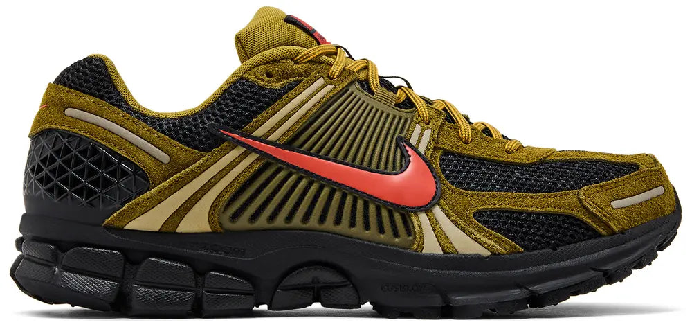 [IH1344-300] MENS NIKE ZOOM VOMERO 5 PREMIUM 'OLIVE FLAK PICANTE RED'