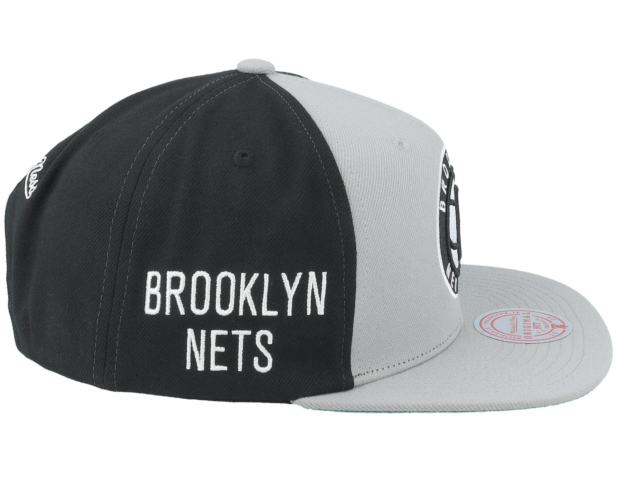 MENS MITCHELL & NESS NBA BLOCK OUT SNAPBACK NETS - BLACK