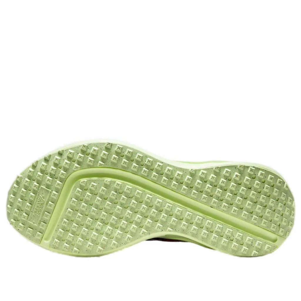 [HQ2698-001] WOMENS NIKE INTERACT RUN EASYON SE