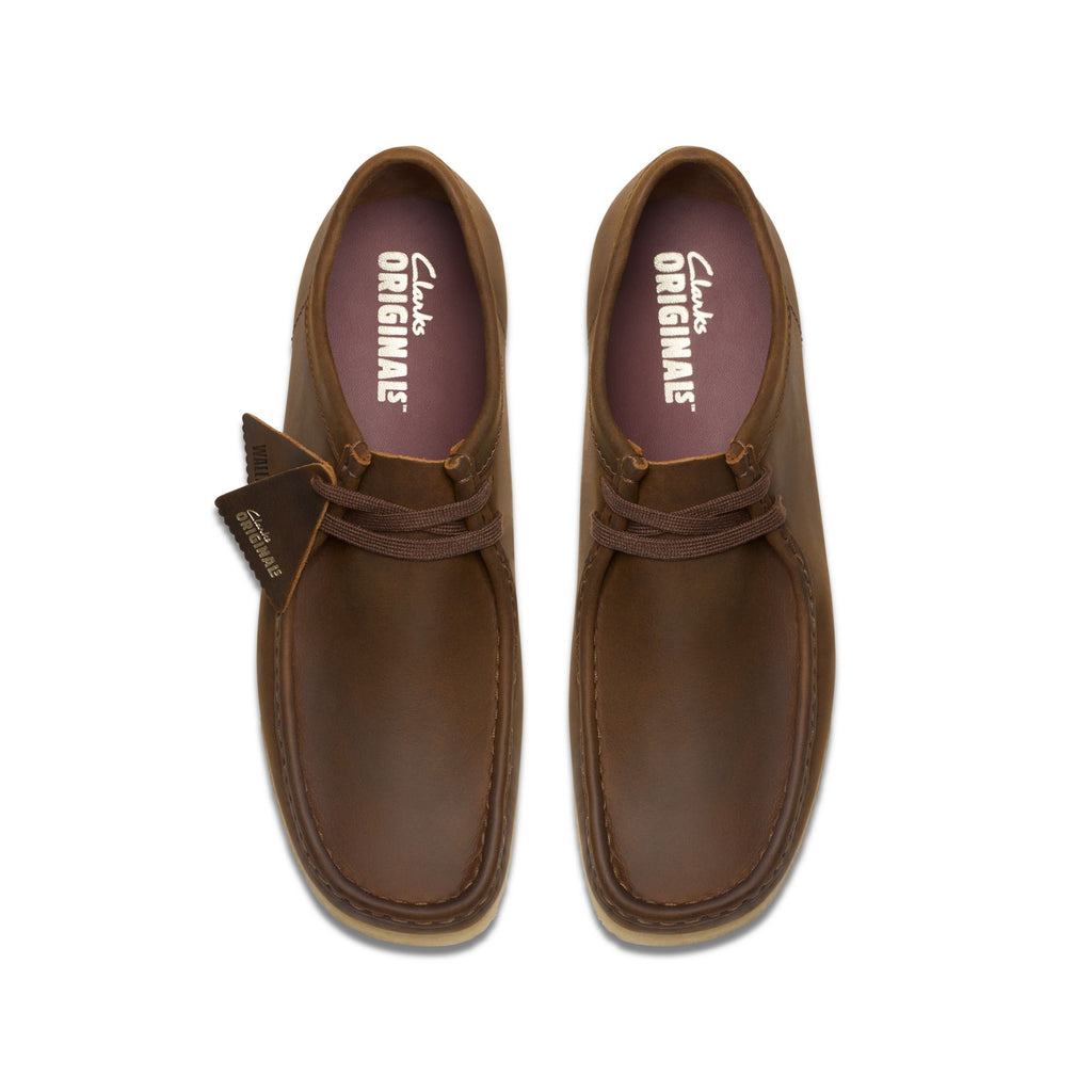 [26156605] MENS CLARKS WALLABEE LOW - BEESWAX
