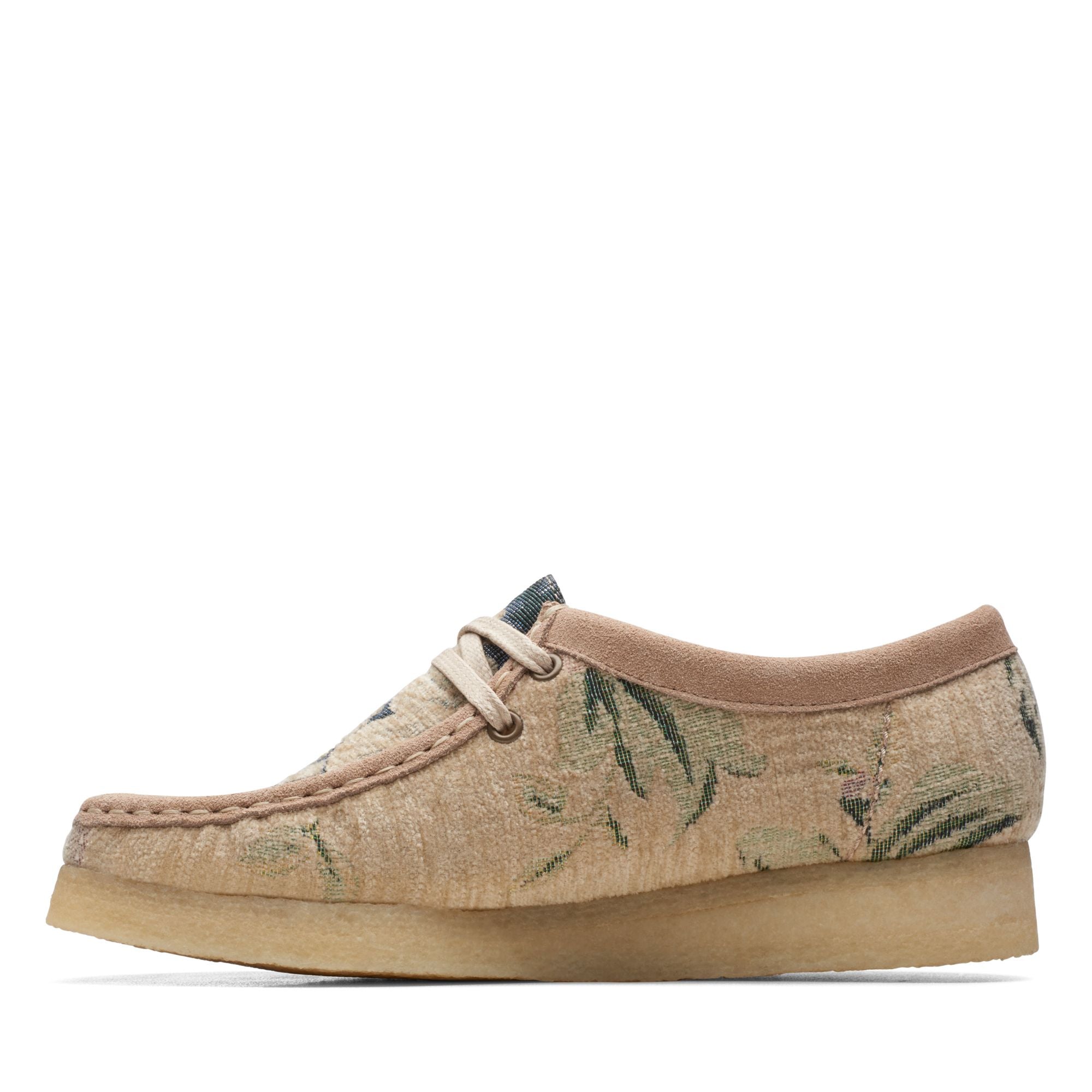 [26169916] WOMENS CLARKS WALLABEE.