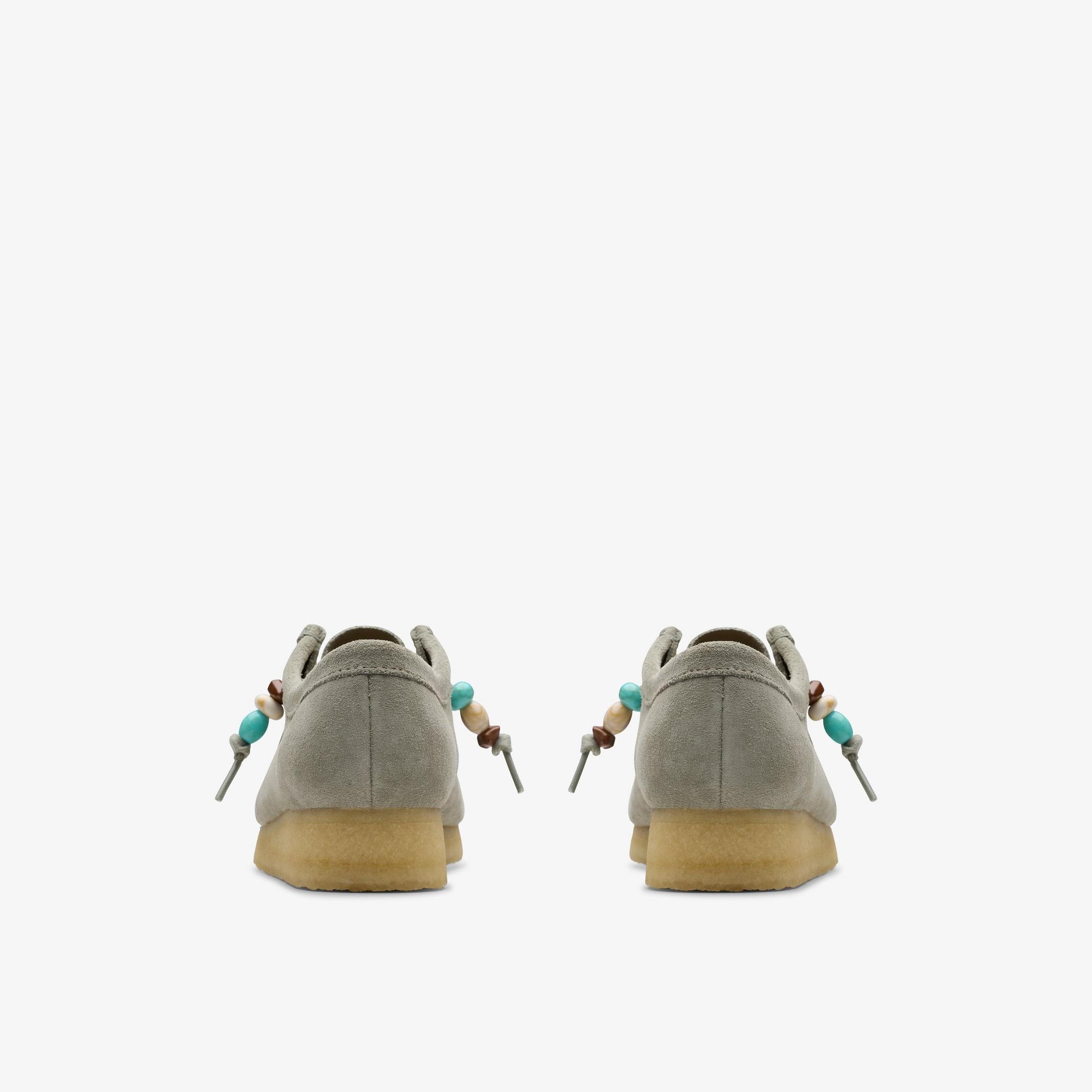 [26180656] WOMENS CLARKS WALLABEE.