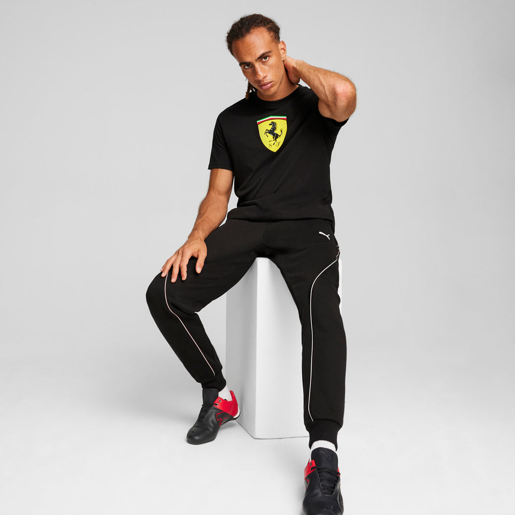[623805-01] MENS PUMA FERRARI RACE BIG SHIELD T COLOURED