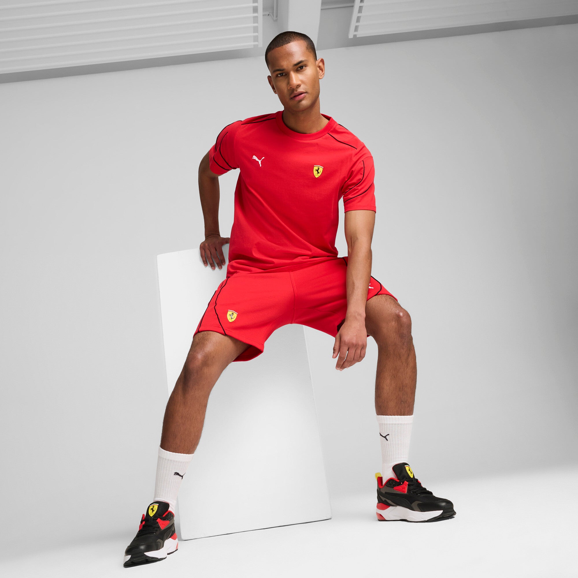 [627051-02] MENS PUMA FERRARI RACE SHORTS