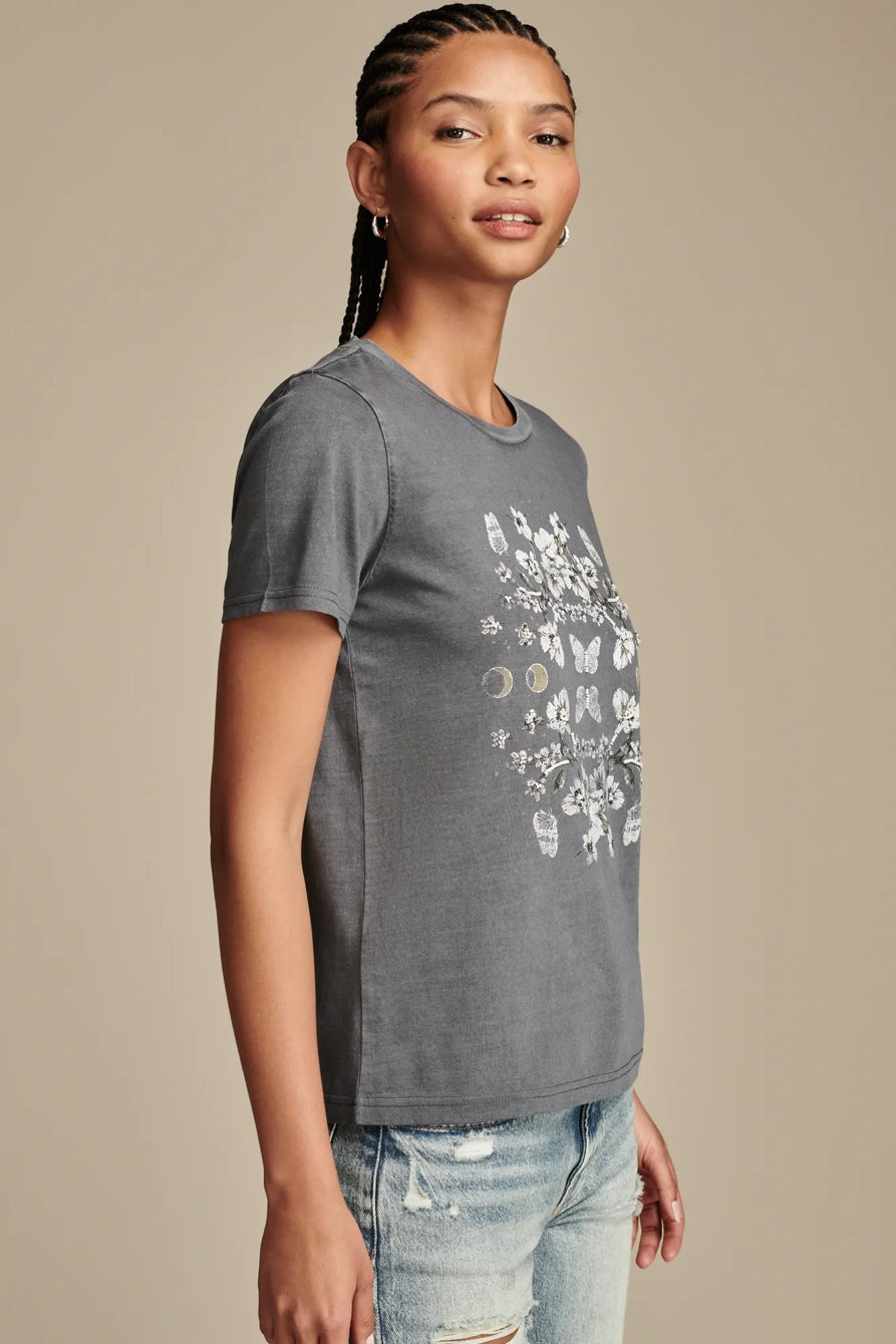 [7W86893-491] WOMENS LUCKY BRAND MIRROR FLORAL CLASSIC CREW - DRESS BLUES