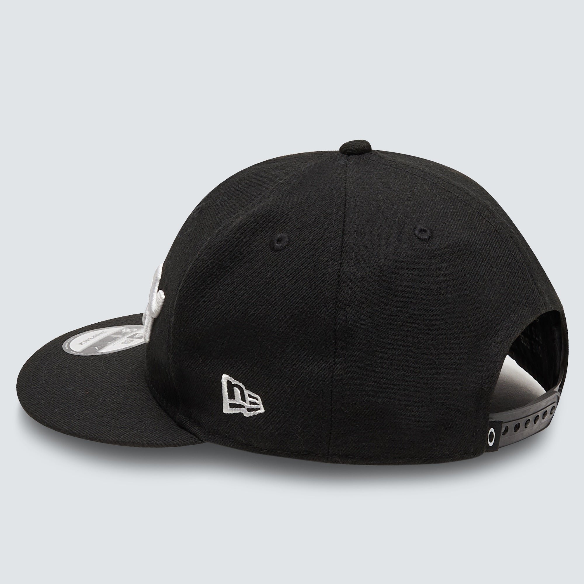 [911784-02E] Mens Oakley MARK II NOVELTY SNAP BACK
