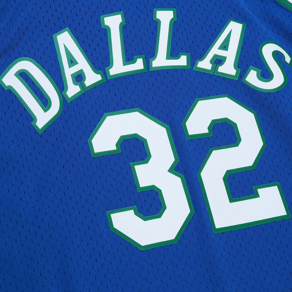 MENS MITCHELL & NESS NBA JERSEY MAVERICKS 1993 JAMAL MASHBURN