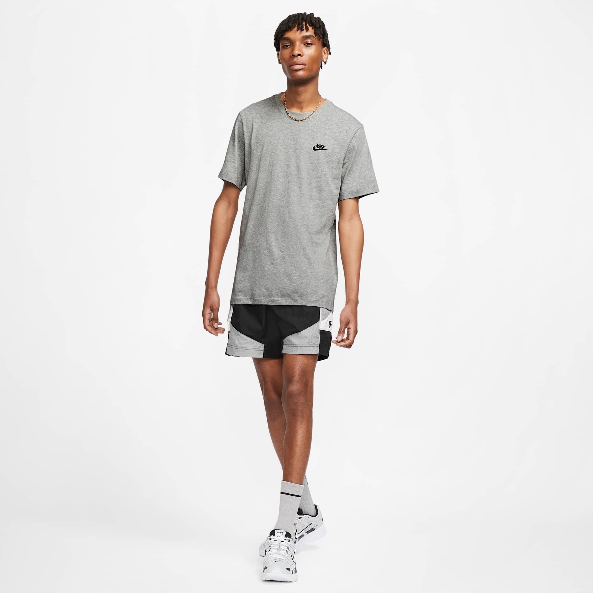 [AR4997-064] MENS NIKE SPORTSWEAR CLUB T-SHIRT