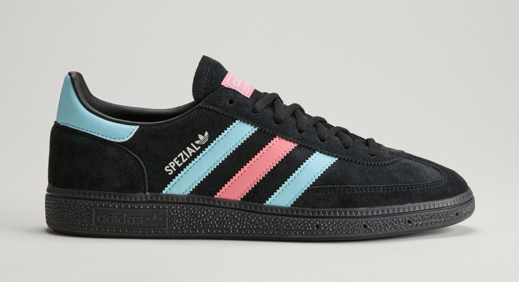 [HP3676] MENS ADIDAS HANDBALL SPEZIAL 'FIFA WORLD CUP 2026 BELGIUM'