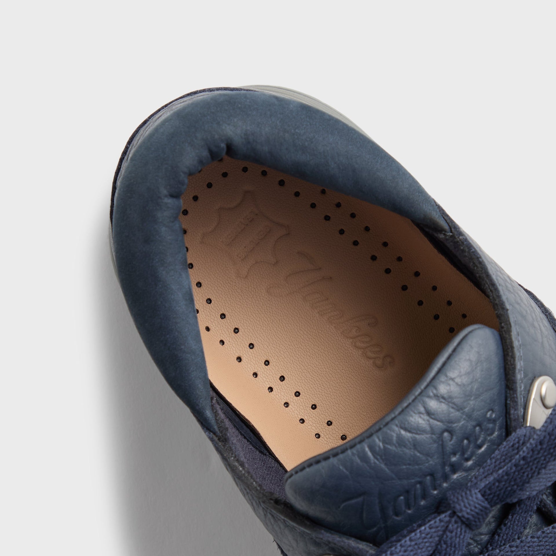[26185263] MENS CLARKS SUNDERLAND 'KITH RONNIE FIEG 8TH STREET NEW YORK YANKEES NAVY'