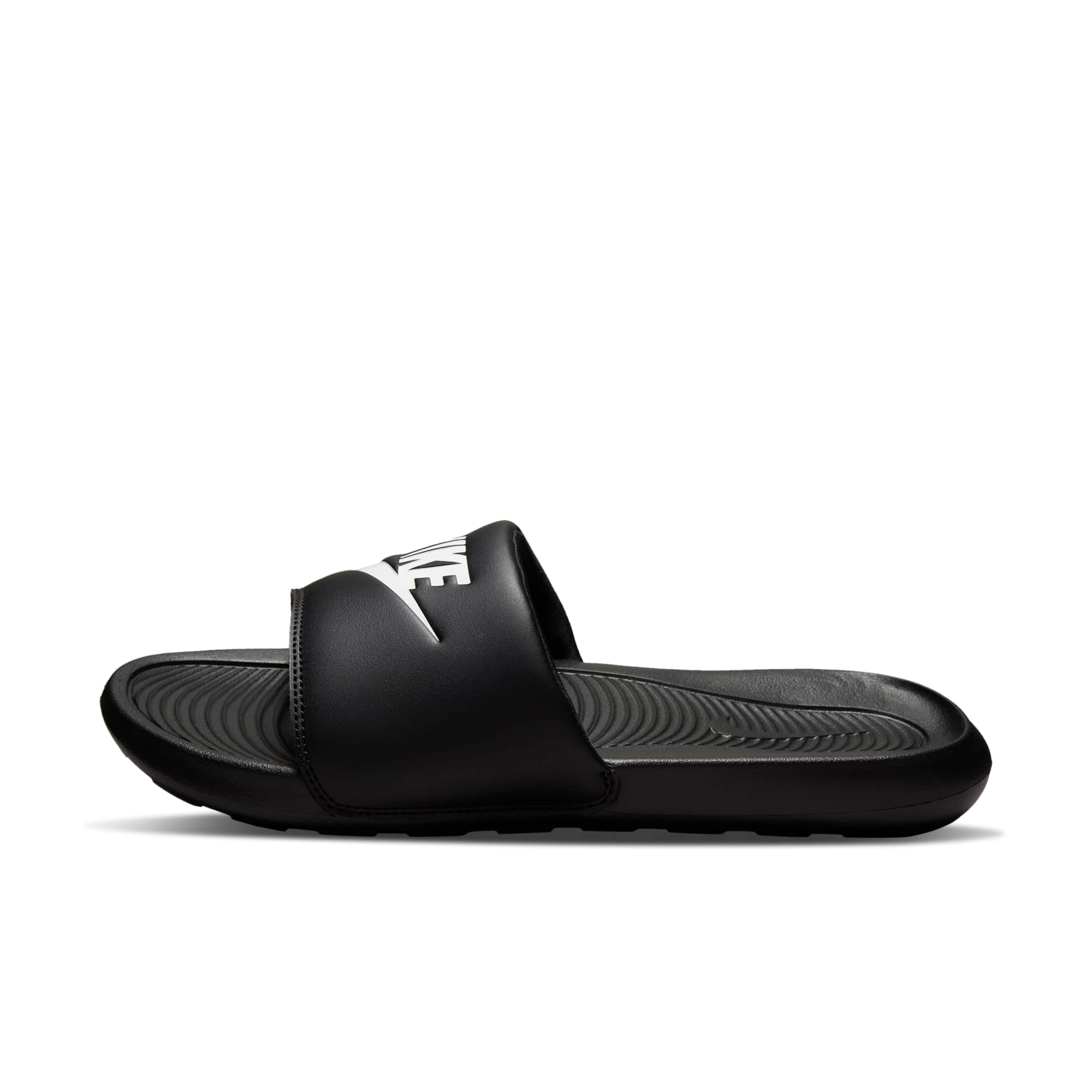 [CN9675-002] MENS NIKE VICTORI ONE