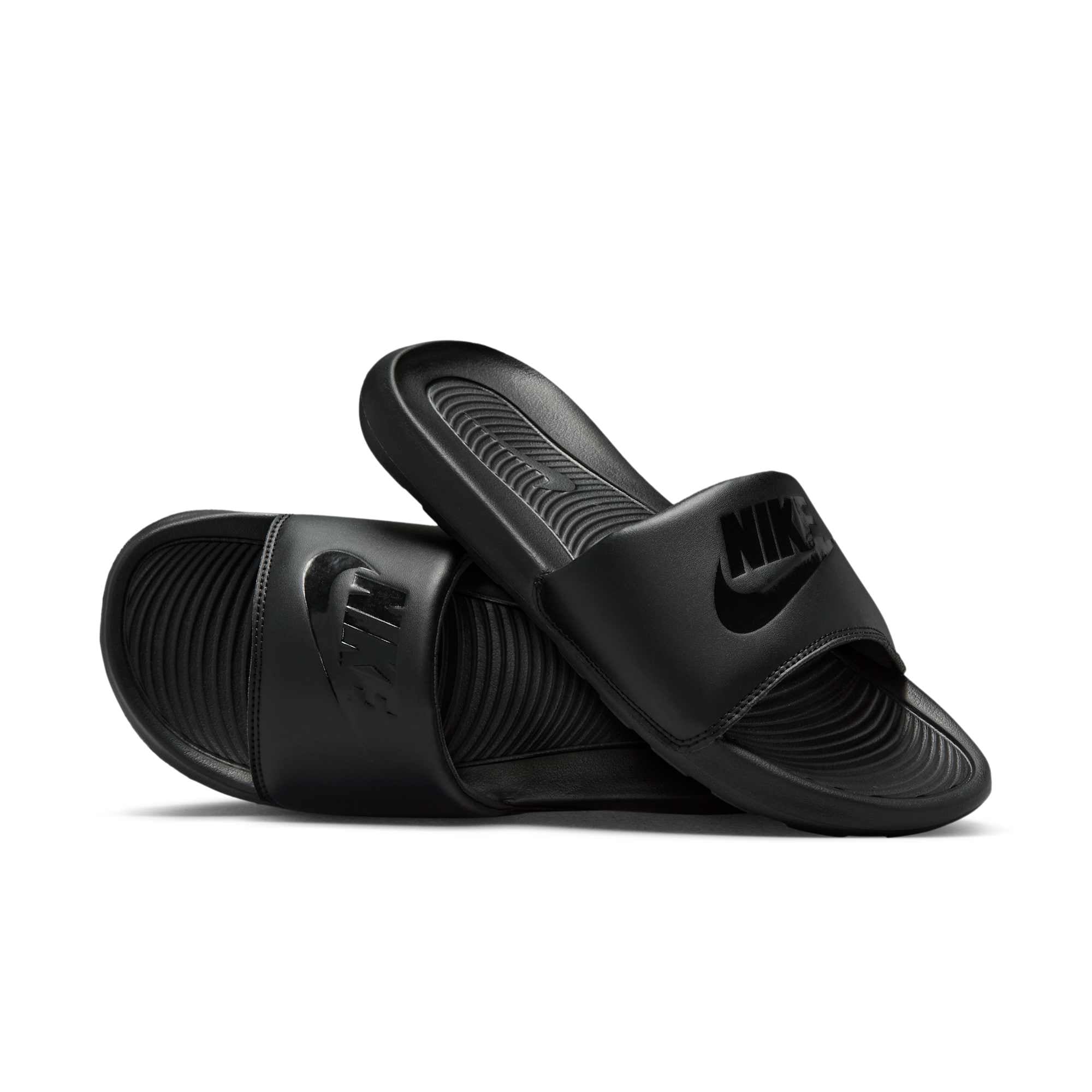 [CN9675-003] MENS NIKE VICTORI ONE