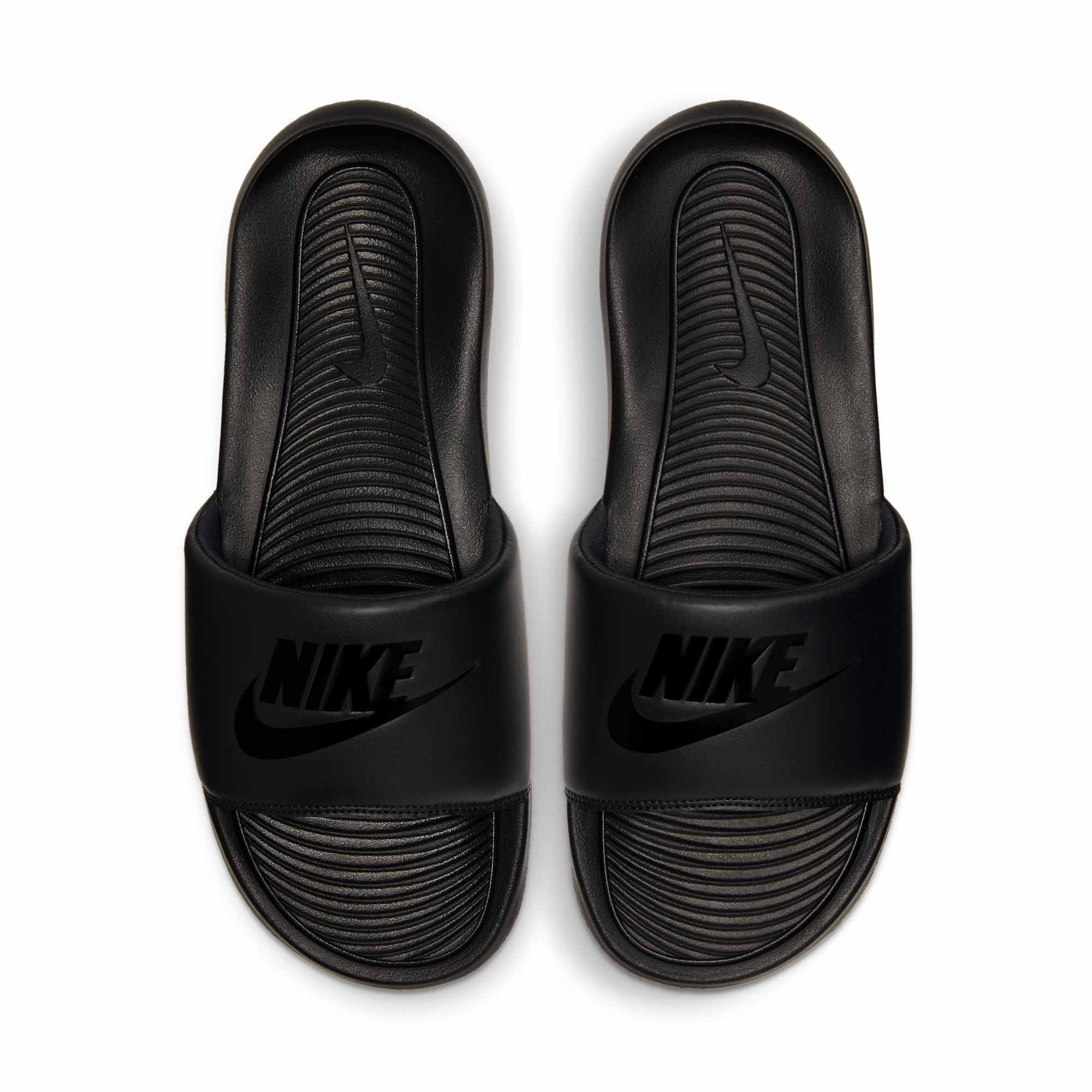 [CN9675-003] MENS NIKE VICTORI ONE