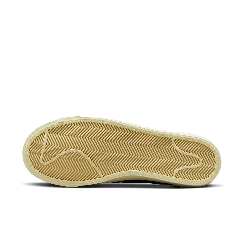 [DC4769-201] Womens Nike BLAZER LOW 77 'MEDIUM OLIVE ORANGE TRANS'