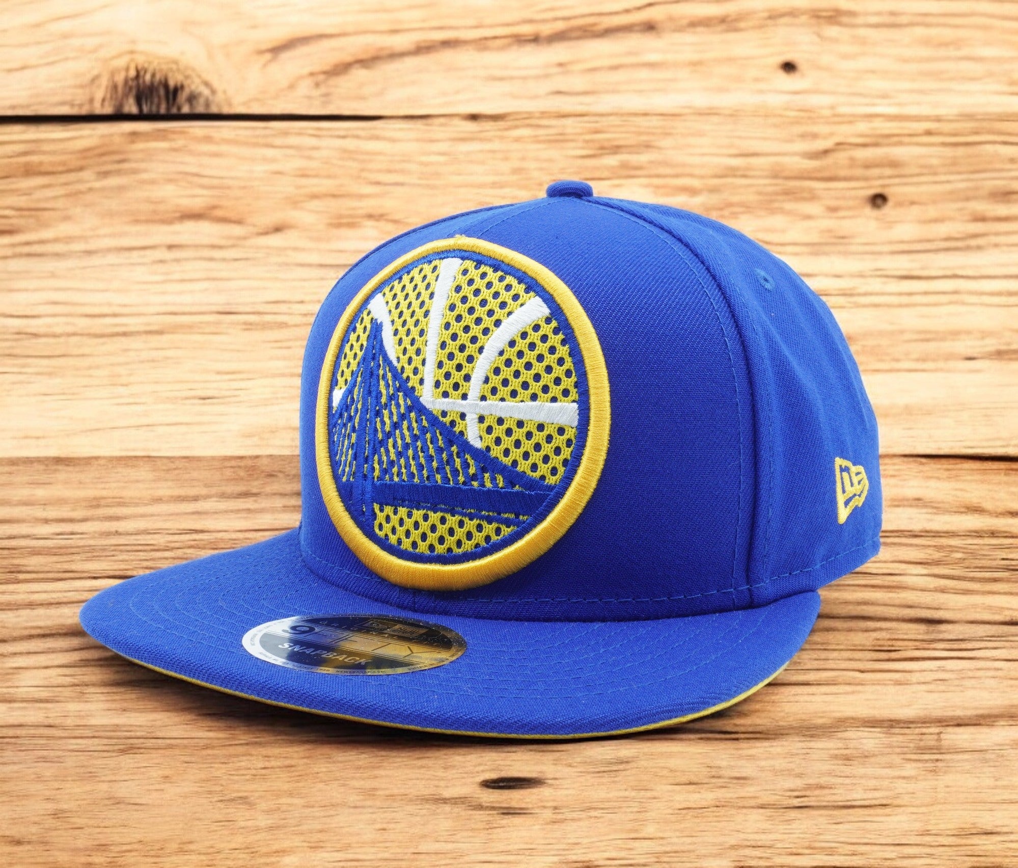 [80633999] Mens New Era NBA Golden State Warriors Meshed Mix 950 Snapback