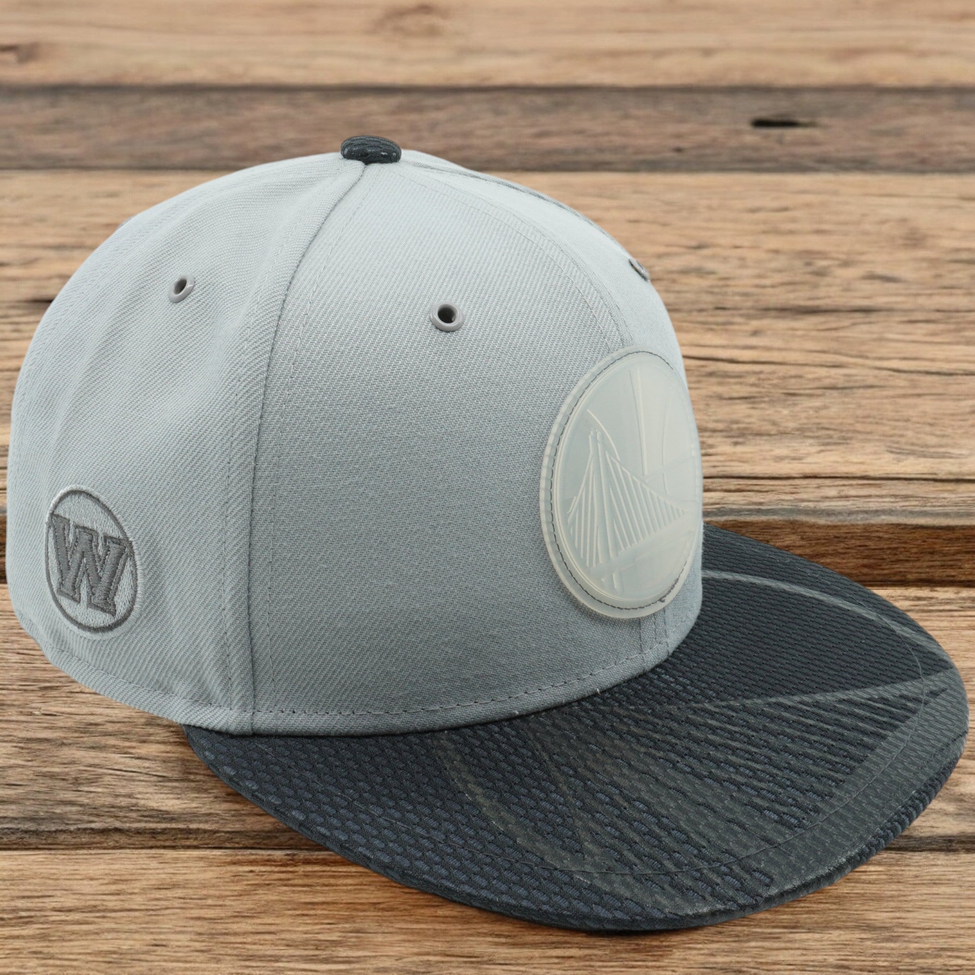 [11526760] Mens New Era NBA Golden State Warriors 18 Rubber Logo 9Fifty Snapback