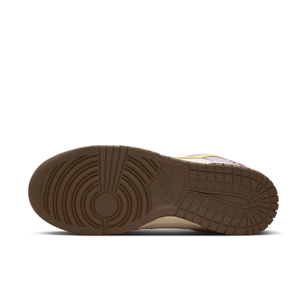 [FB7910-500] Womens Nike Dunk Low Premium