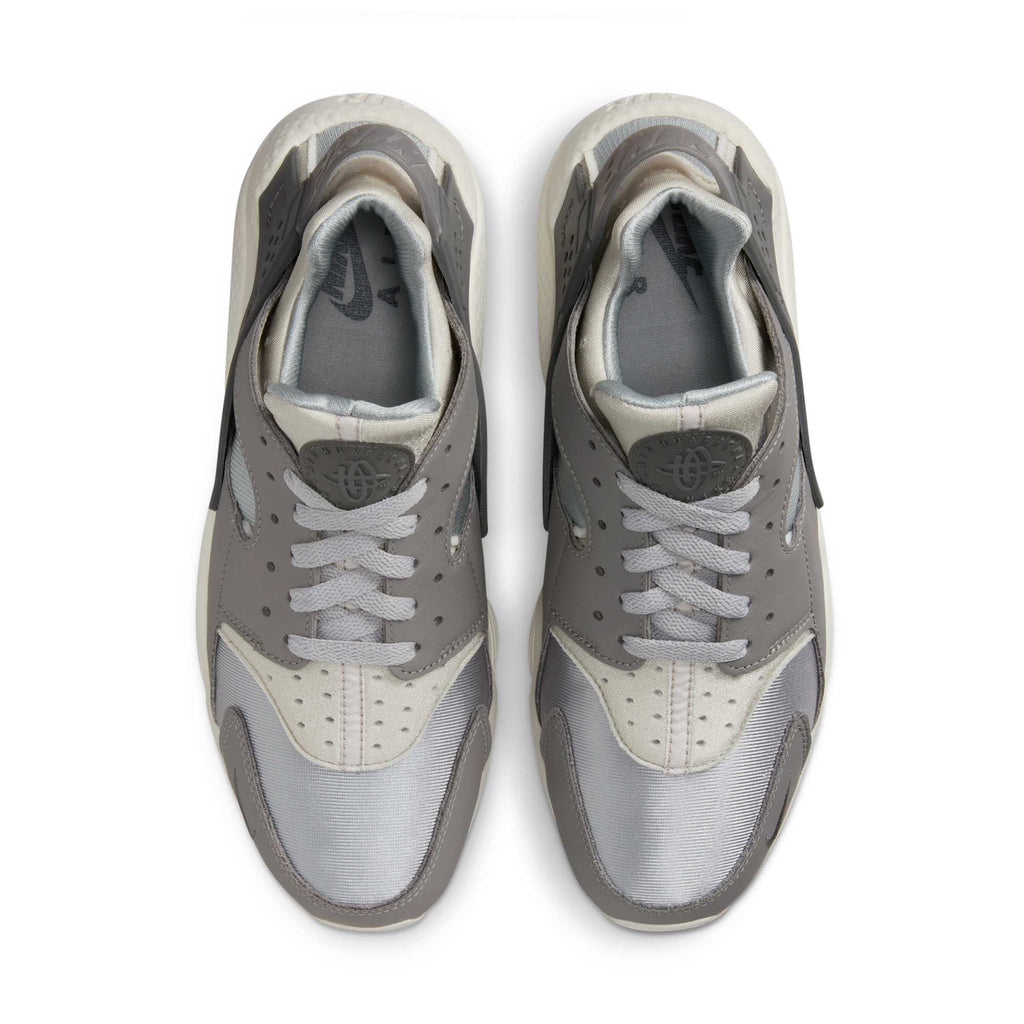 [FB8988-001] Mens Nike Air Huarache