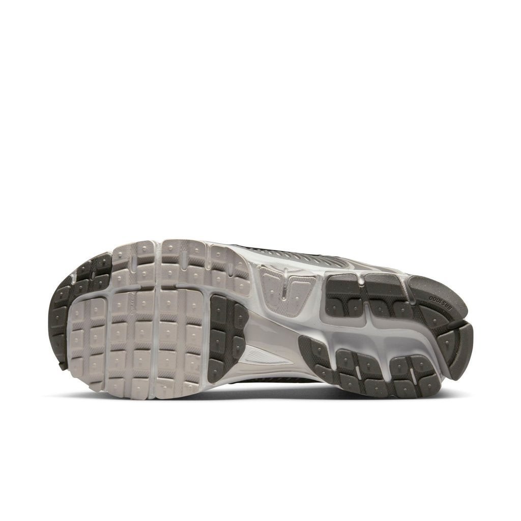 [FD0791-012] Mens Nike ZOOM VOMERO 5 'IRON ORE FLAT PEWTER'