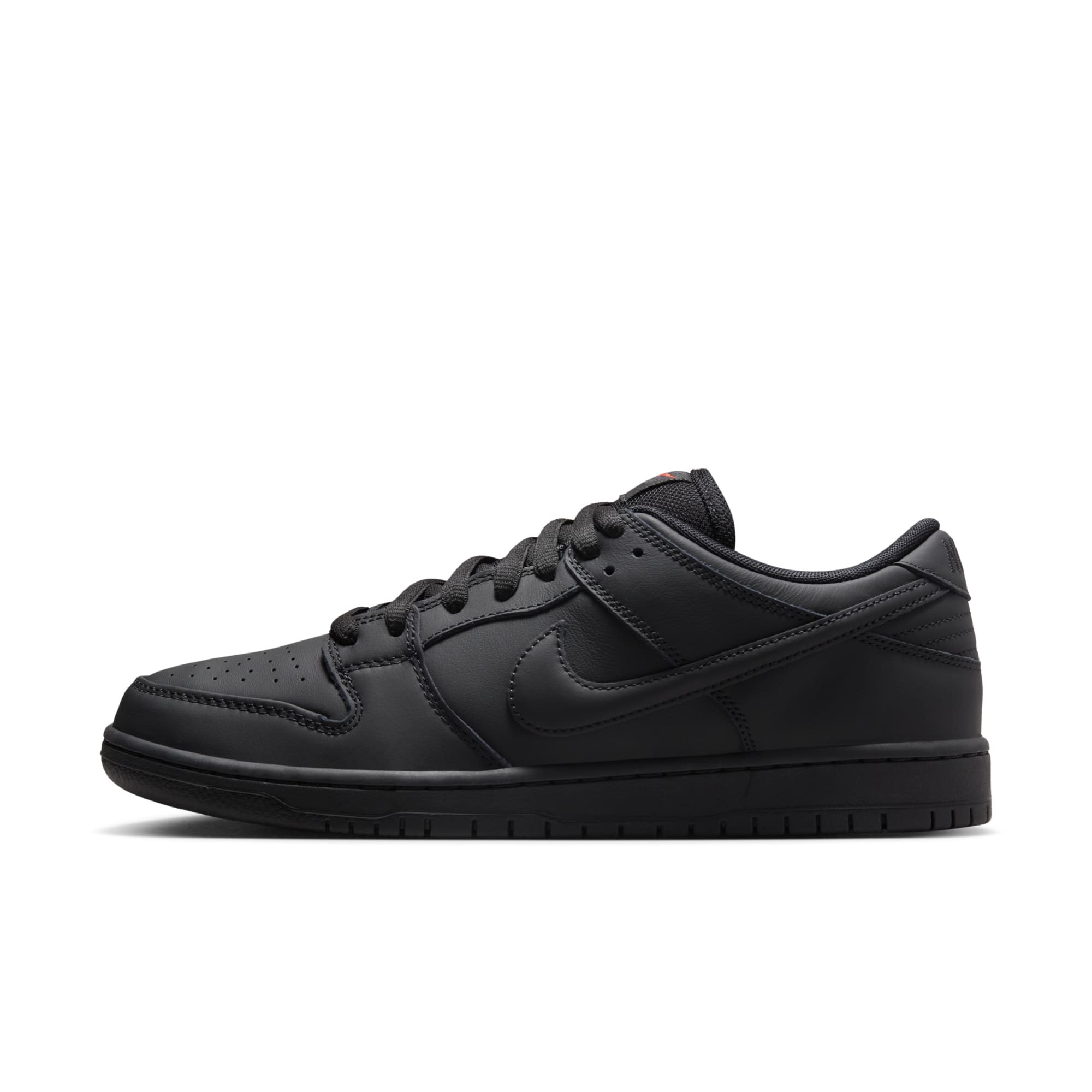 [FJ1674-001] Mens Nike SB Dunk Low Pro 'Triple Black'