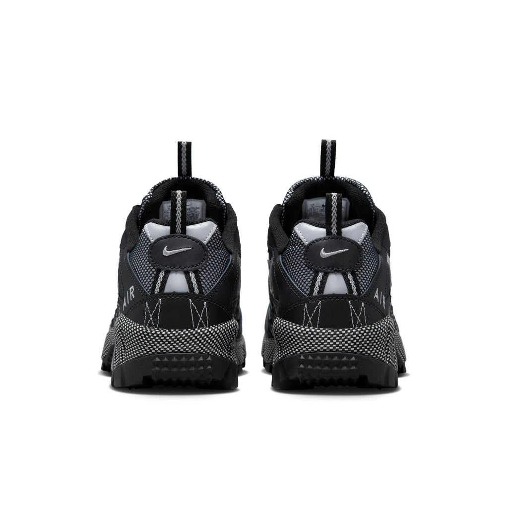 [FJ7098-002] Mens Nike AIR HUMARA QS 'BLACK METALLIC SILVER'