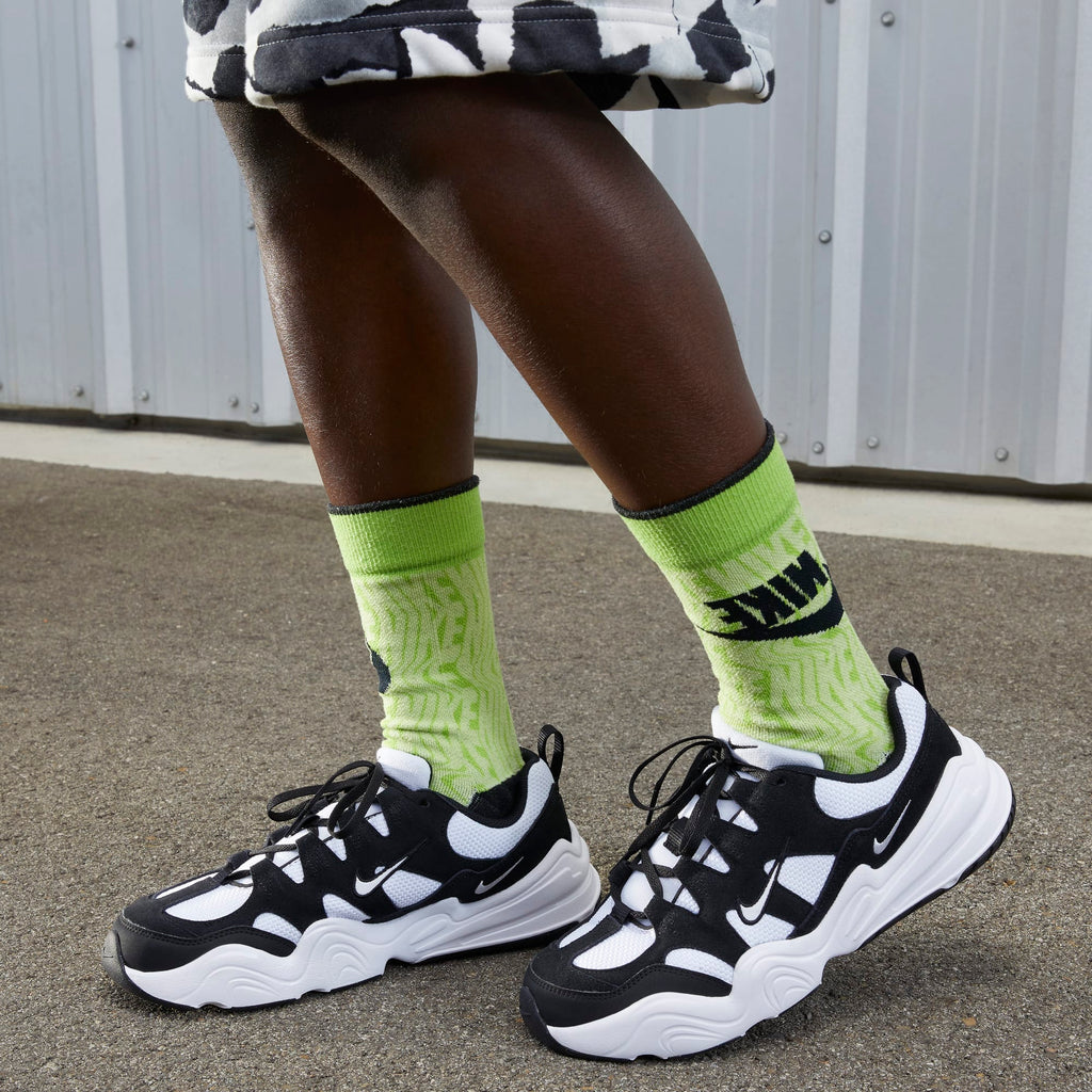 [FJ9532-101] Mens Nike TECH HERA