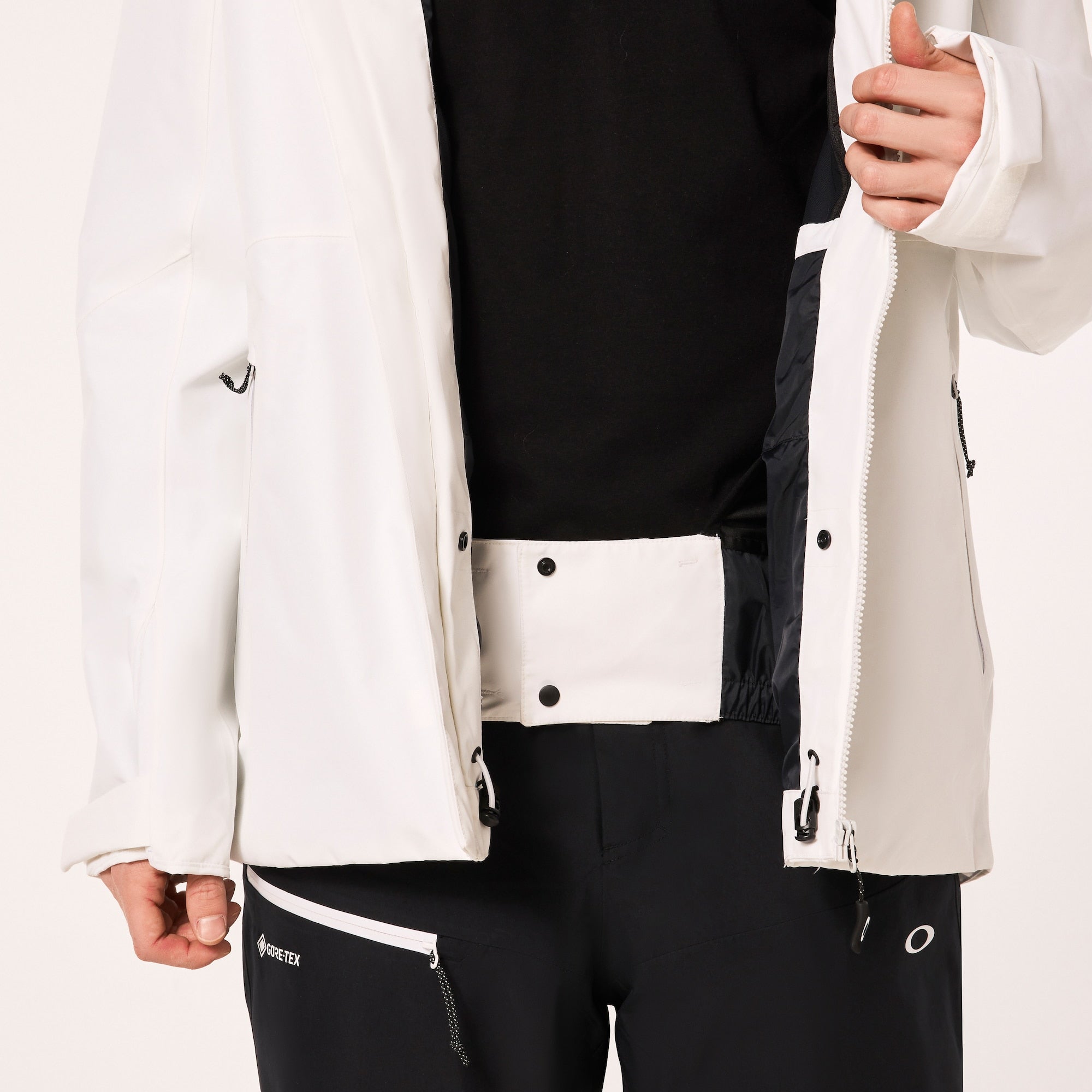 [FOA404734-100] MENS OAKLEY UNBOUND GORE-TEX SHELL JACKET - WHITE