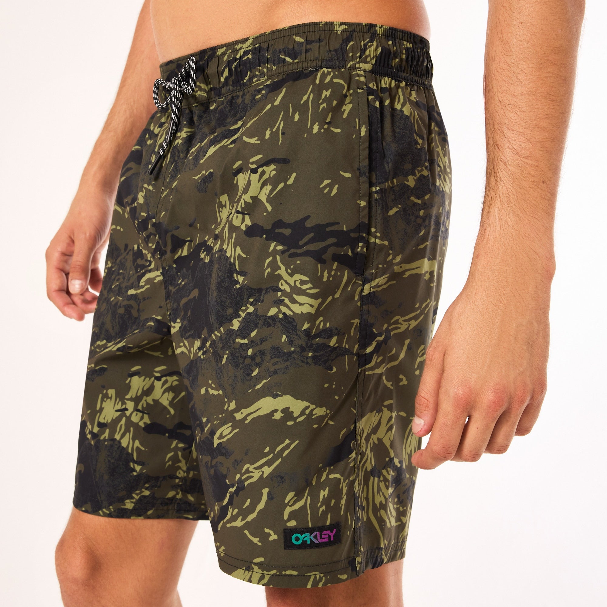 [FOA405395-9ZQ] MENS OAKLEY CAMO H2O RC 18" BEACHSHORT