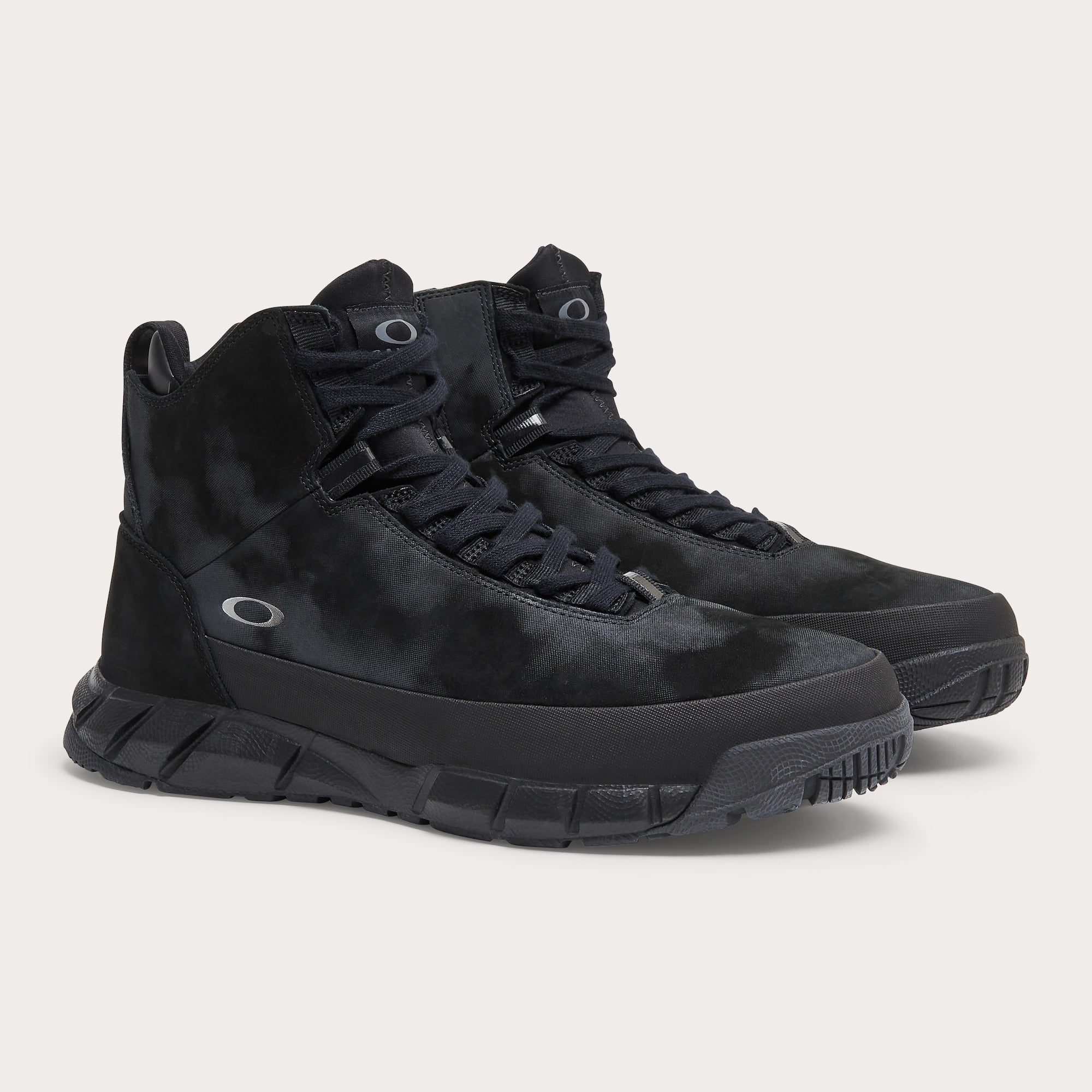 [FOF100348-9VZ] MENS OAKLEY COYOTE MID ZIP BOOT - BLACK CLOUDS PRINT