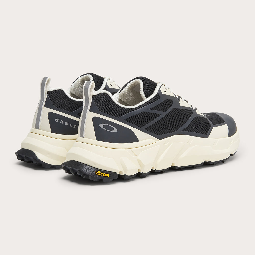 [FOF100350-9X9] MENS OAKLEY LIGHT BREATHE - BLACK/ARCTIC WHITE