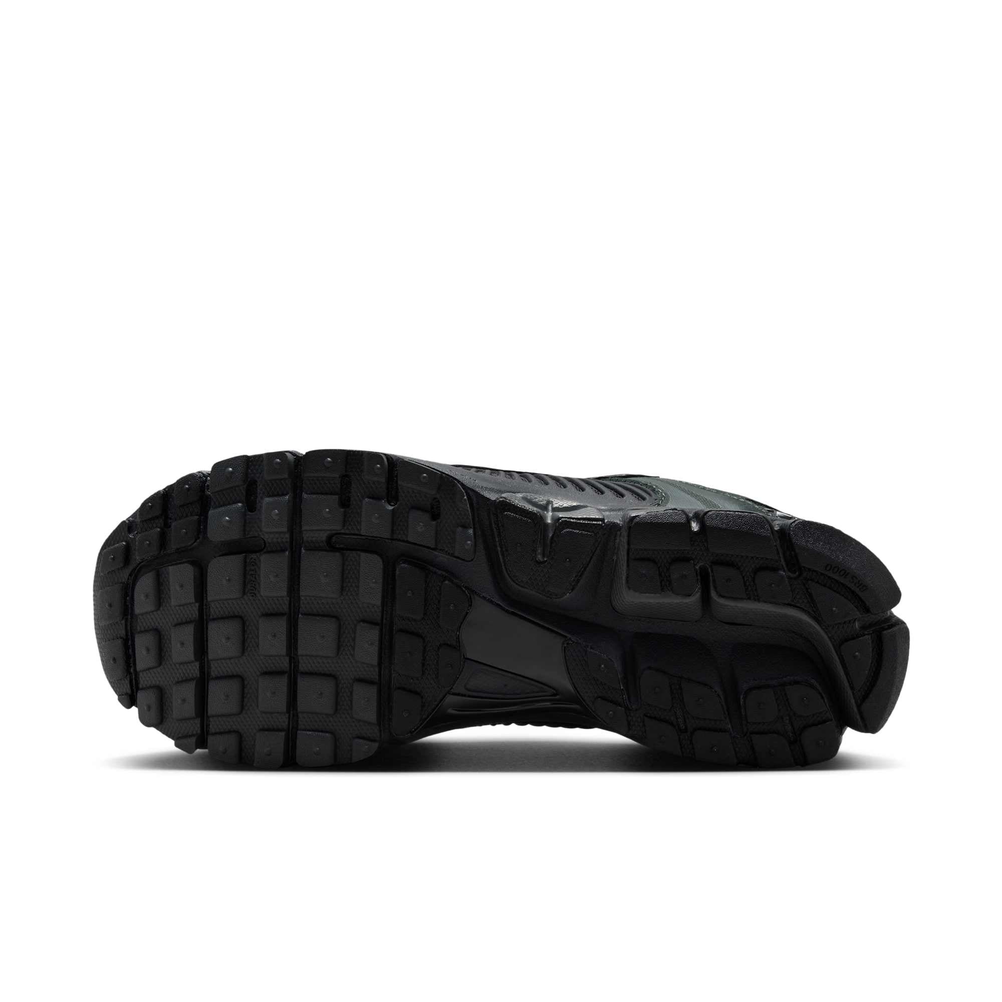 [FQ7079-002] WOMENS NIKE ZOOM VOMERO 5