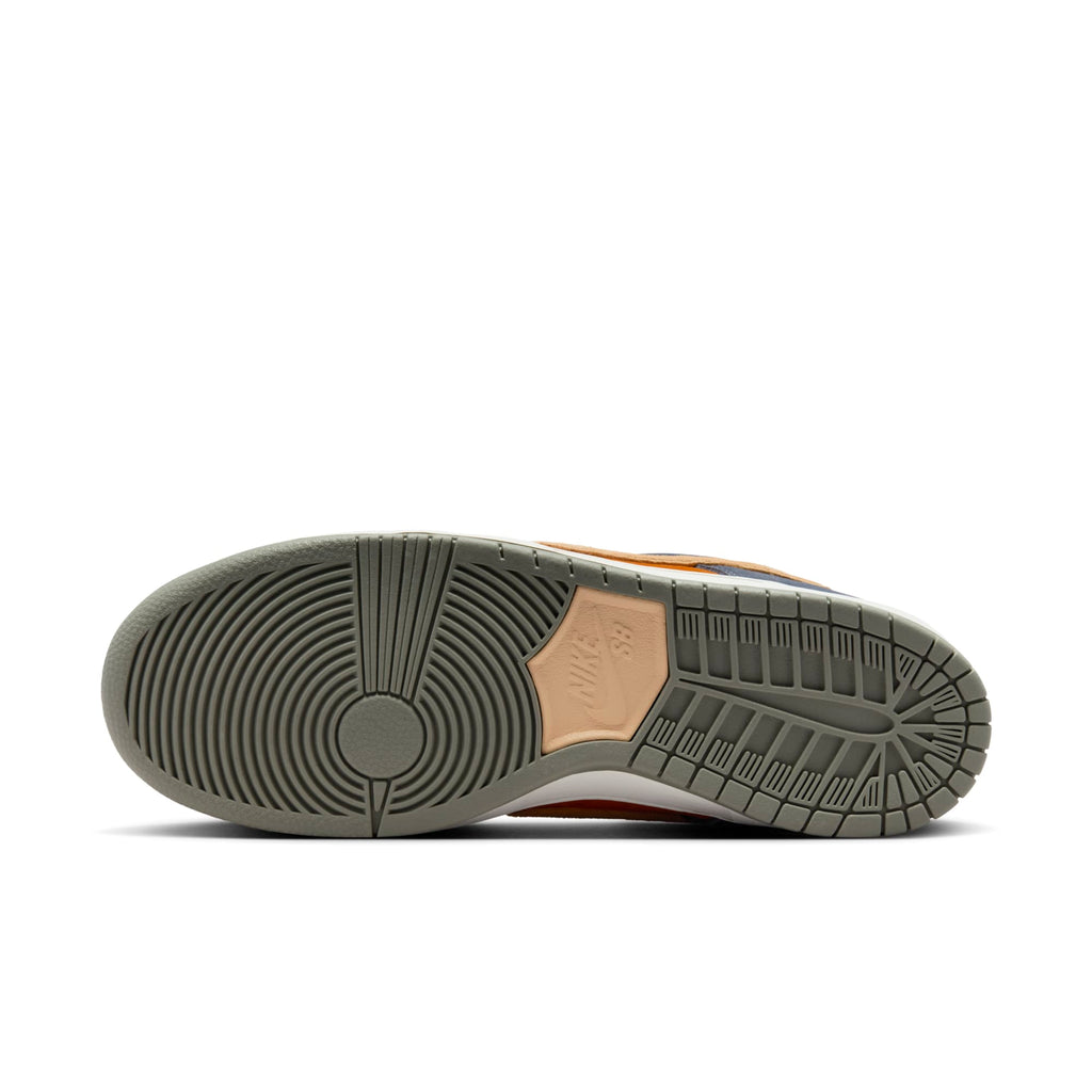 [HF3063-002] MENS NIKE SB DUNK LOW 'LIGHT CARBON MONARCH'