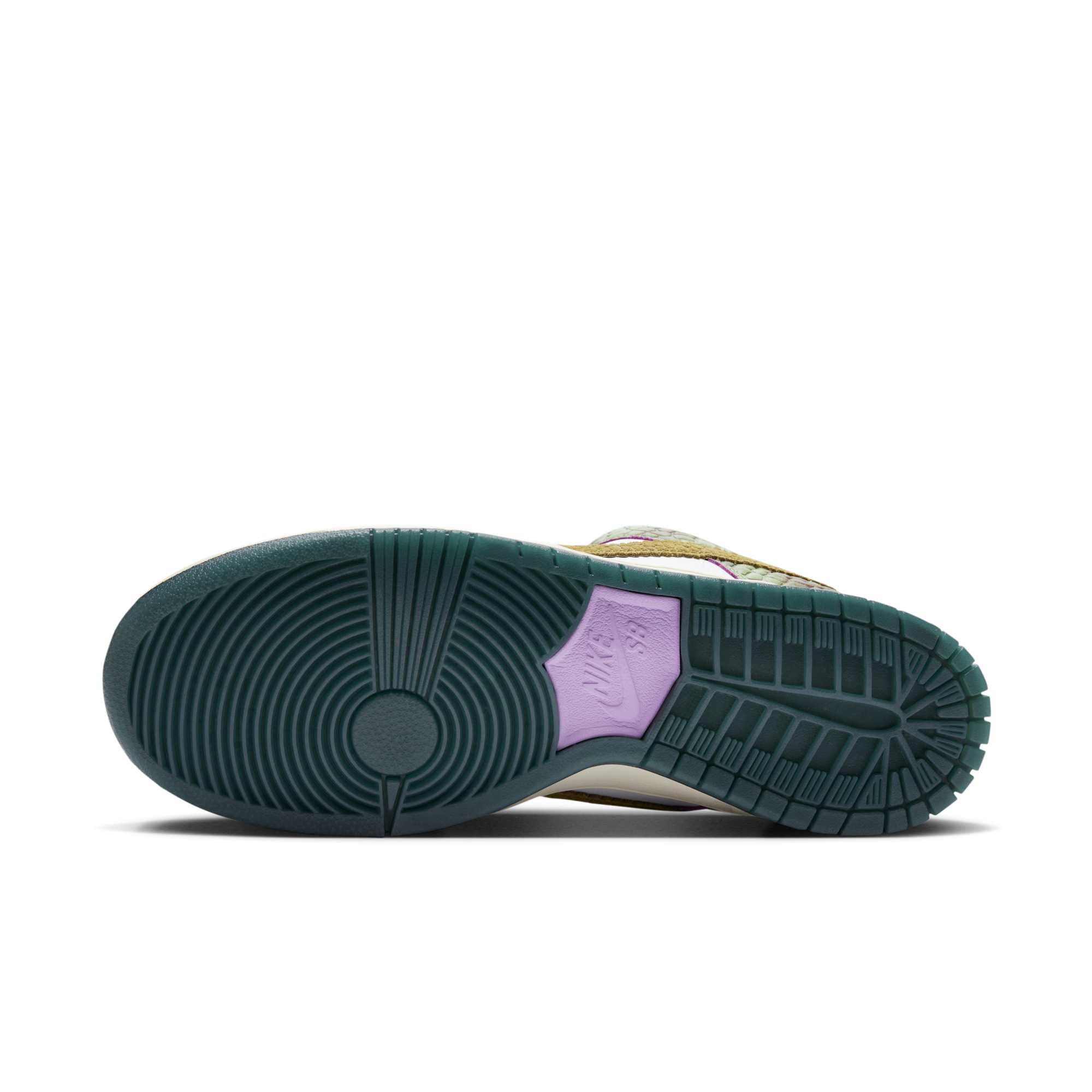 [HJ3386-300] MENS NIKE SB DUNK LOW 'ALEXIS SABLONE CHAMELEON'