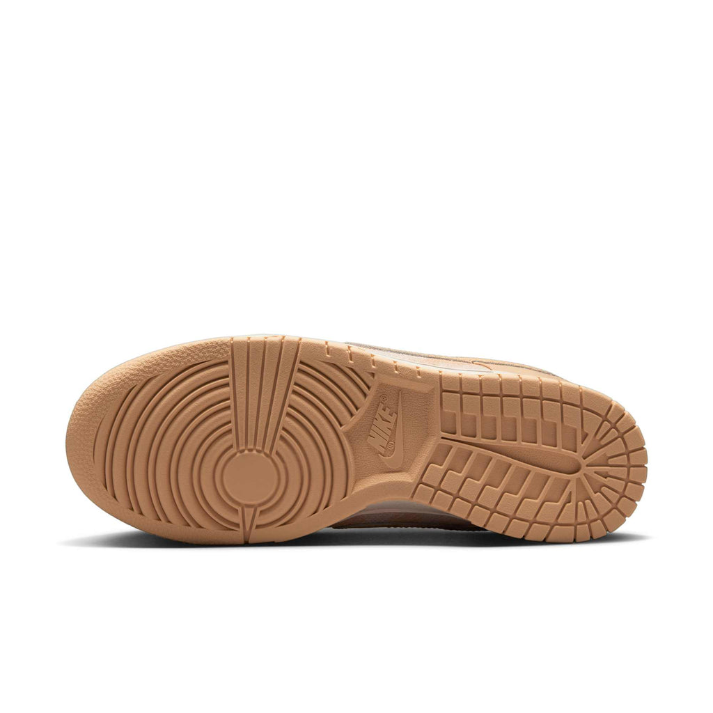 [HJ5777-101] Womens Nike DUNK LOW