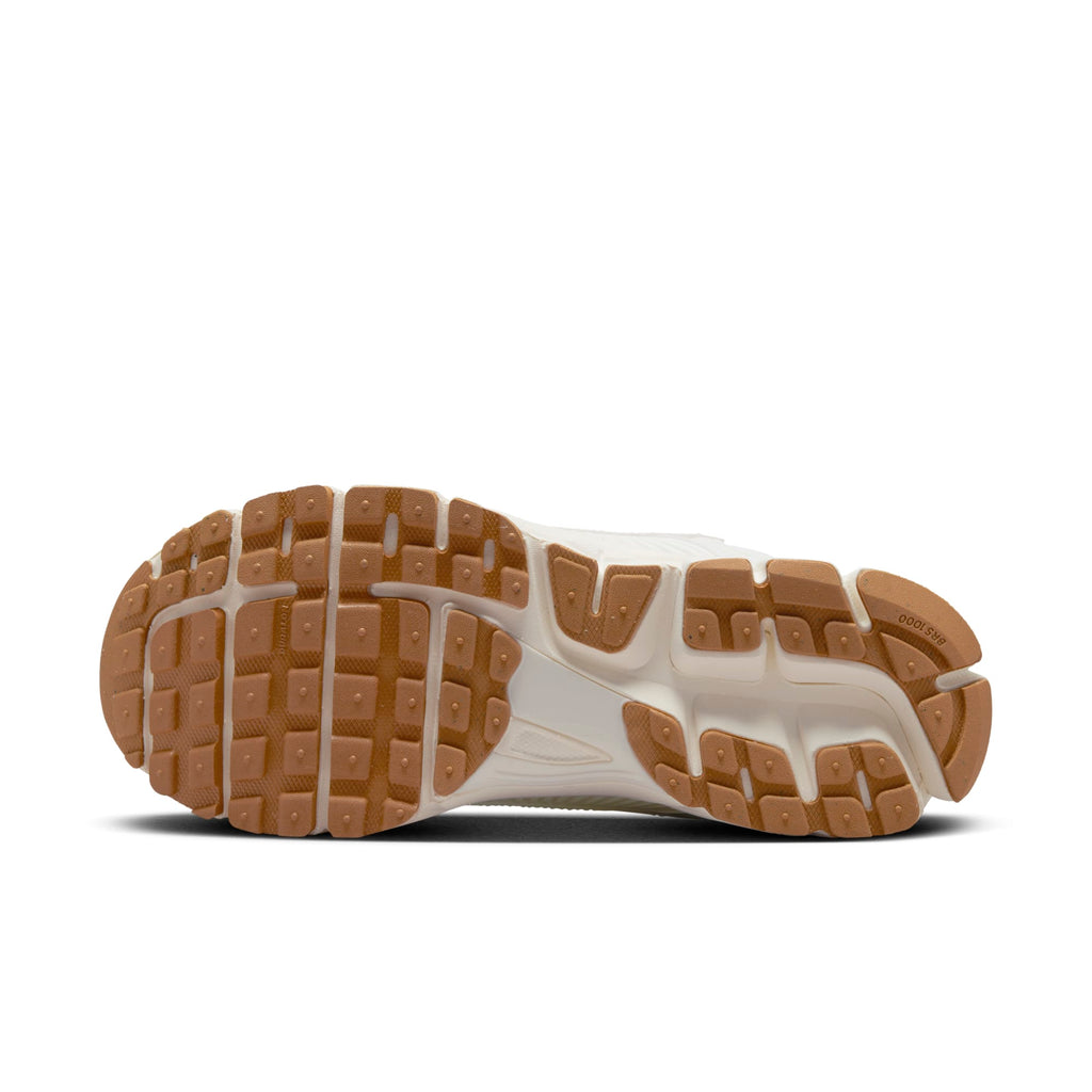 [HM5886-133] Womens Nike ZOOM VOMERO 5 'SAIL COCONUT MILK'