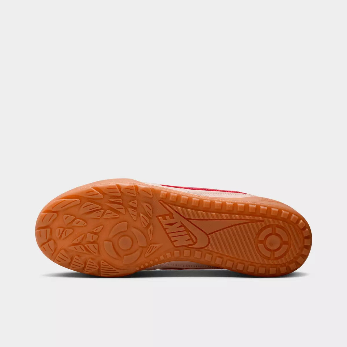 [HQ1940-101] WOMENS NIKE TERRA MANTA 'SANDDRIFT GUM'