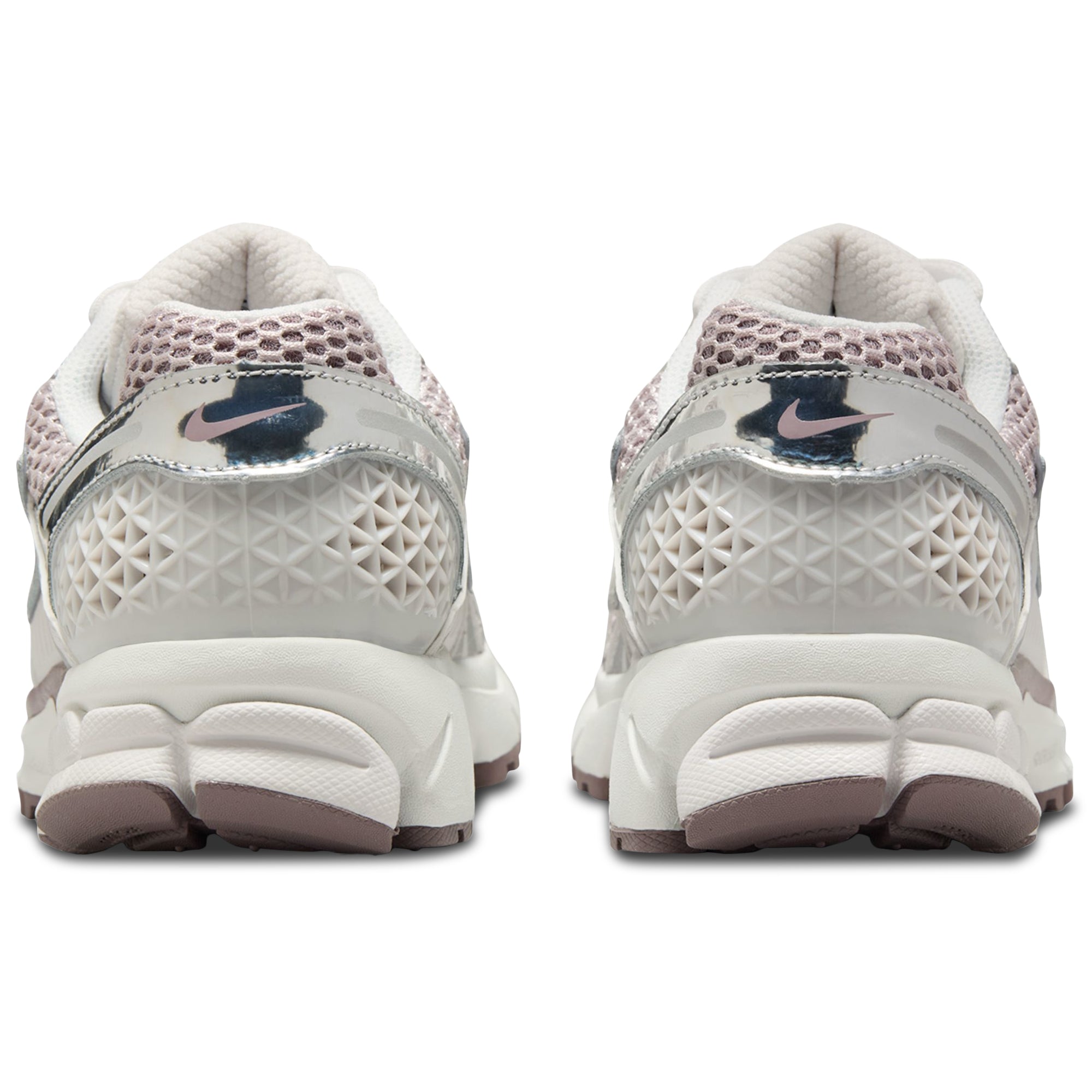 [HV6417-001] WOMENS NIKE ZOOM VOMERO 5 'METALLIC SILVER PLATINUM VIOLET'